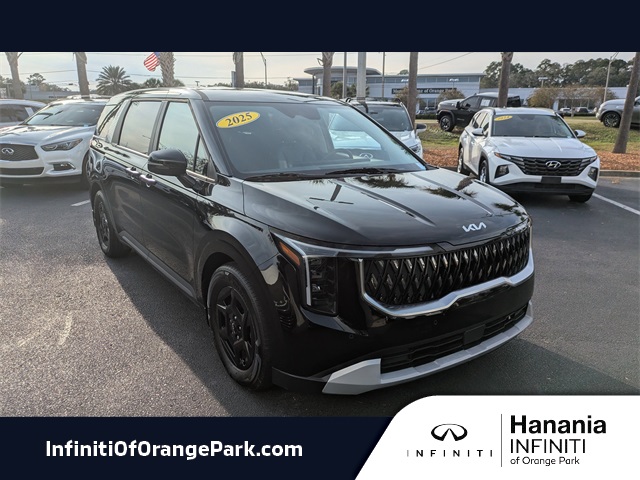 Kia Carnival LXS FWD