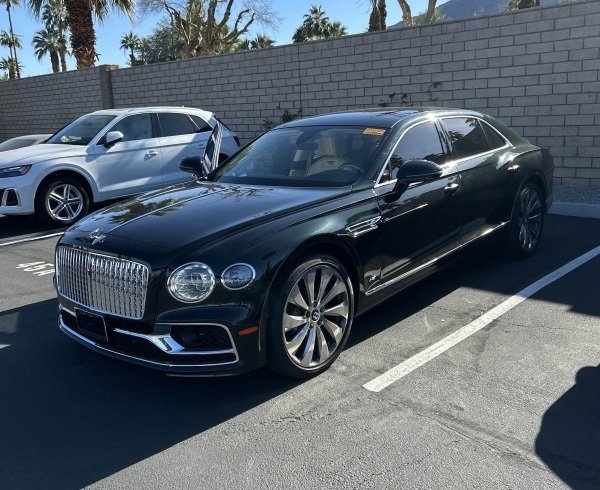 Bentley Flying Spur V8 AWD
