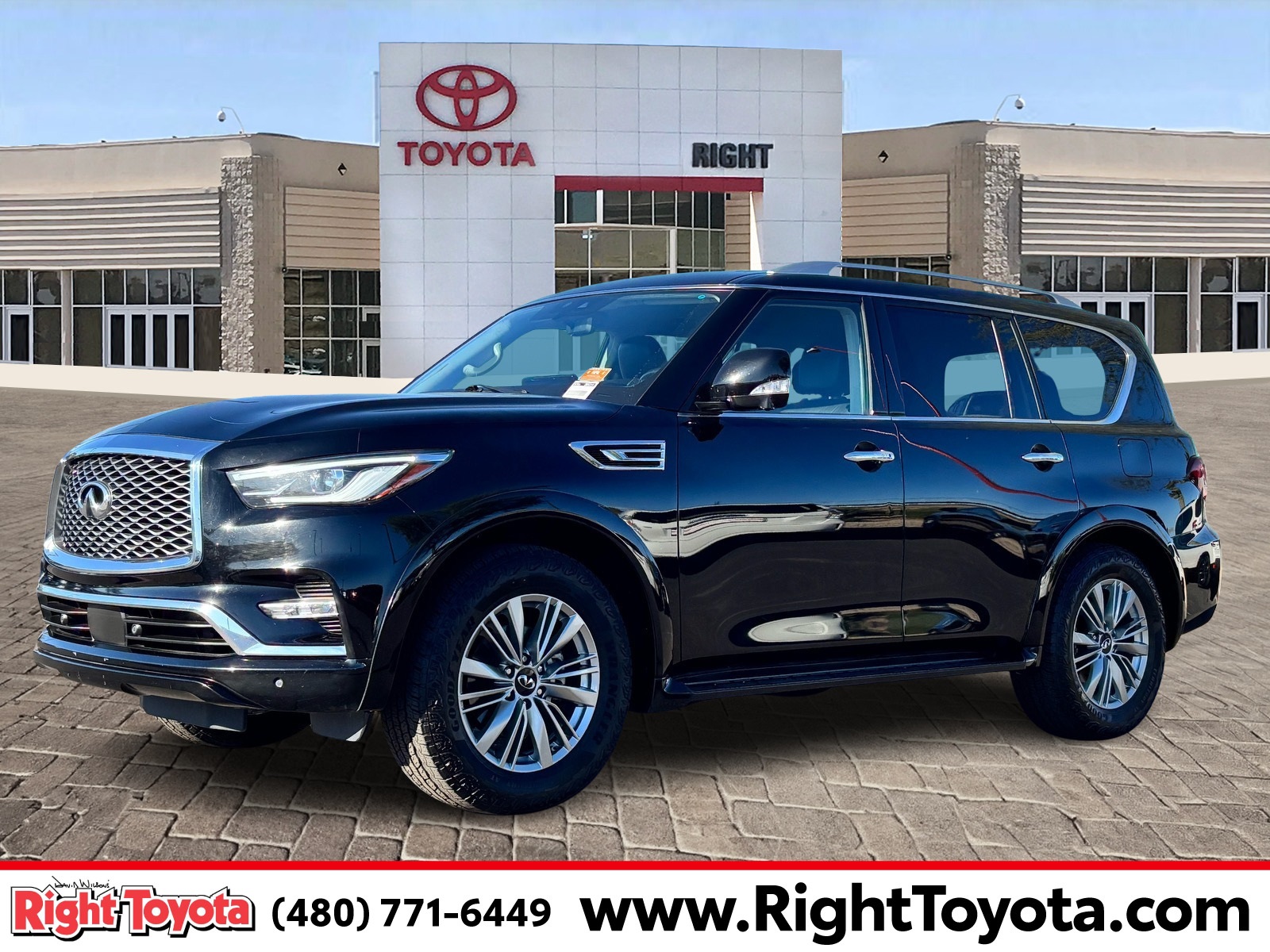 INFINITI QX80 Luxe RWD