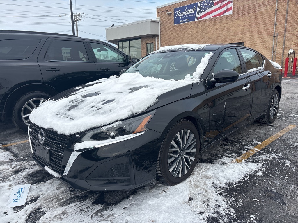 Nissan Altima 2.5 SV FWD
