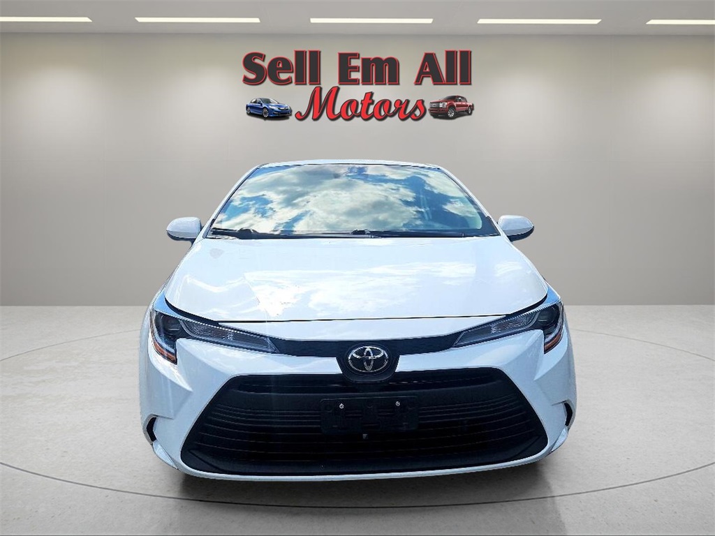 Toyota Corolla LE FWD