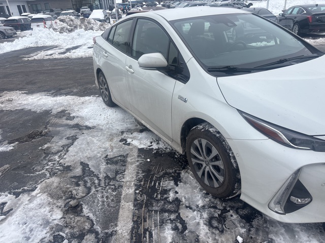 Toyota Prius Prime Limited FWD