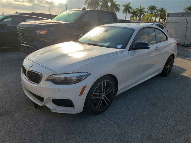 BMW 2 Series M240i Coupe RWD