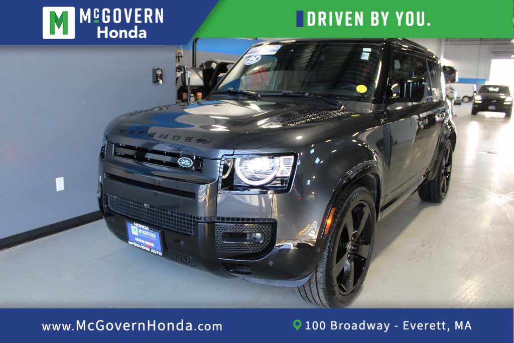 Land Rover Defender 110 P500 X-Dynamic SE AWD