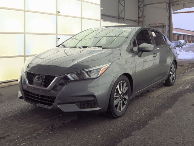 Nissan Versa SV FWD