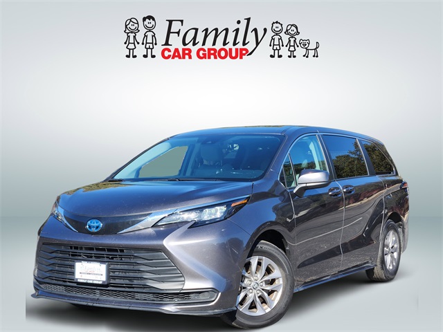 Toyota Sienna LE 8-Passenger FWD