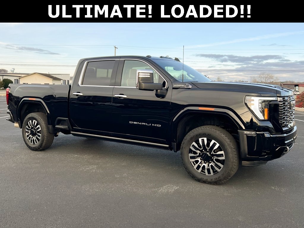 GMC Sierra 3500HD Denali Ultimate Crew Cab 4WD