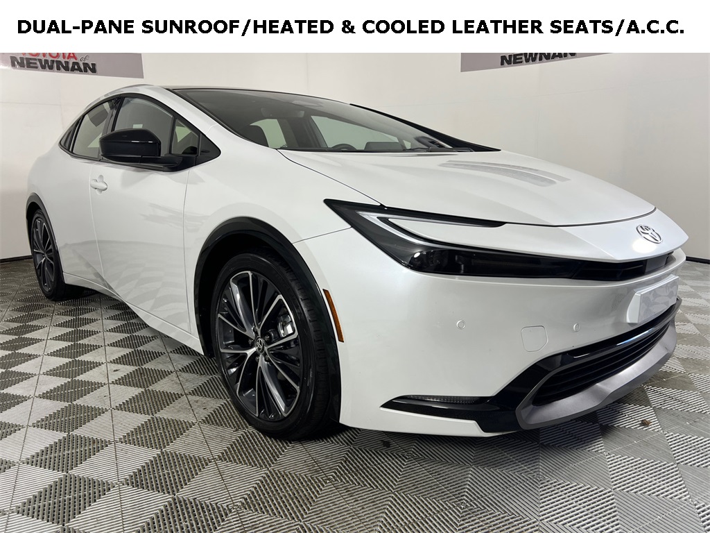 Toyota Prius Limited FWD