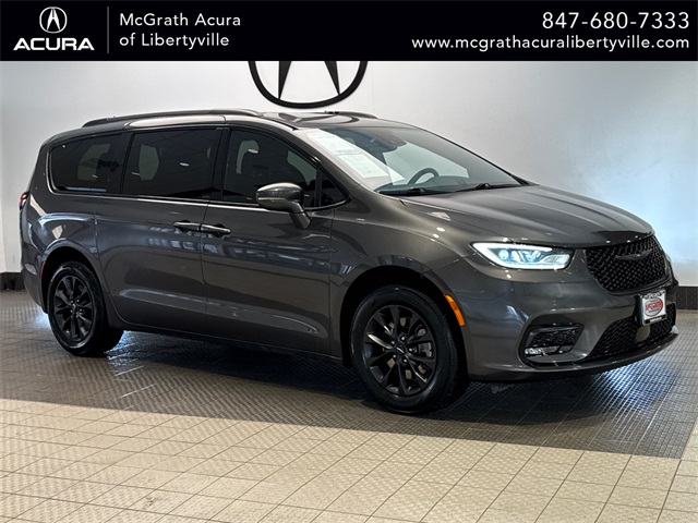 Chrysler Pacifica Touring AWD