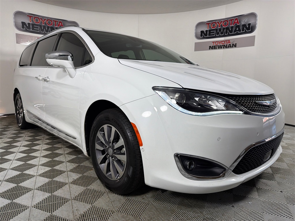 Chrysler Pacifica Hybrid Limited FWD