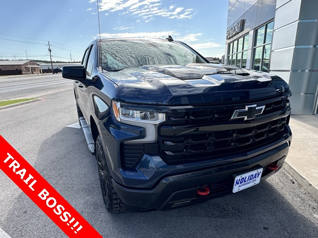 Chevrolet Silverado 1500 LT Trail Boss Crew Cab 4WD