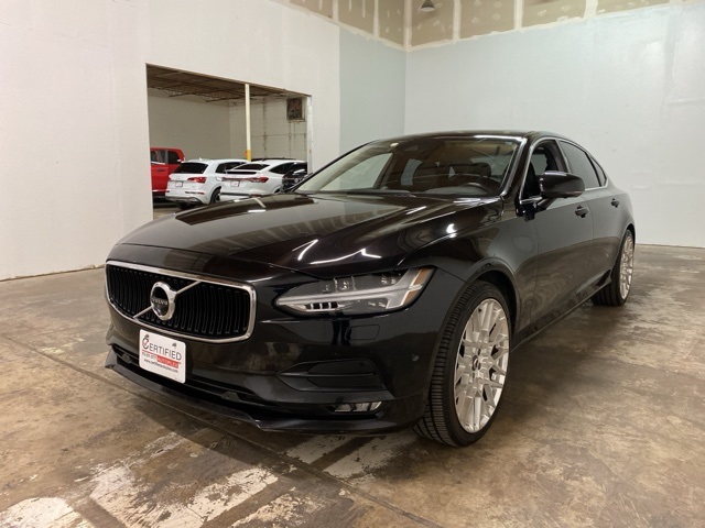 Volvo S90 T6 Momentum AWD