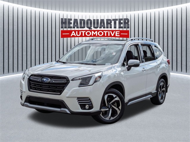 Subaru Forester Touring Crossover AWD