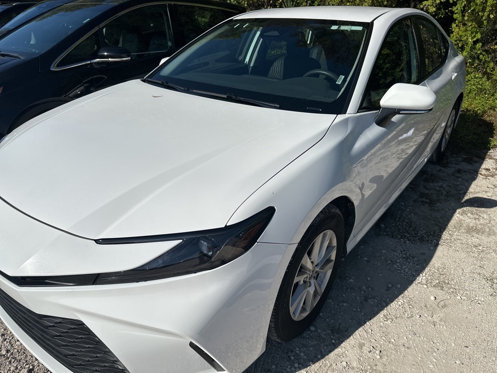 Toyota Camry LE FWD