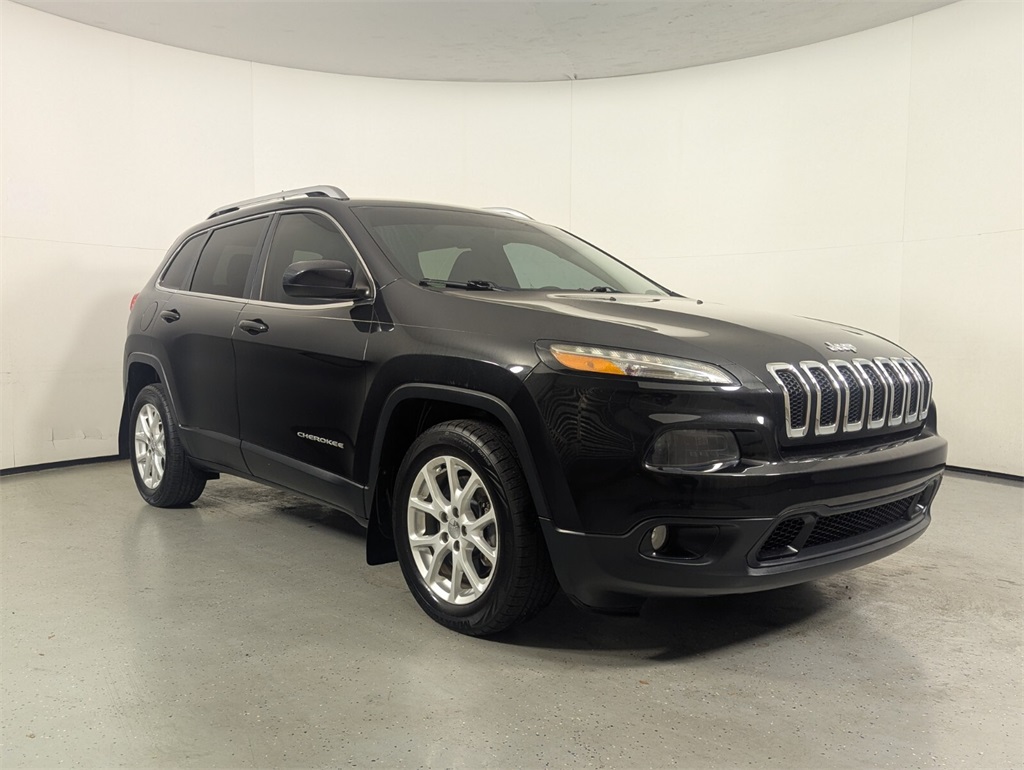 Jeep Cherokee Latitude FWD