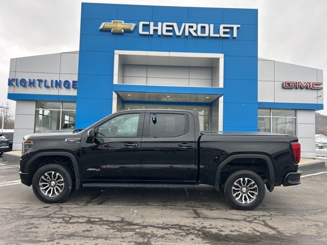 GMC Sierra 1500 AT4 Crew Cab 4WD