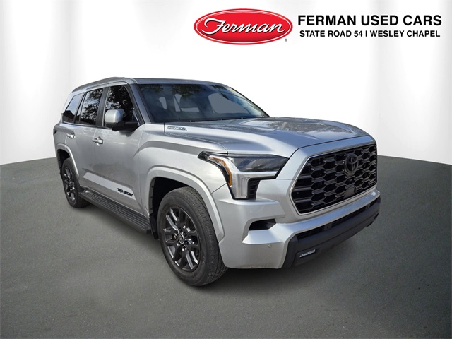 Toyota Sequoia SR5 RWD