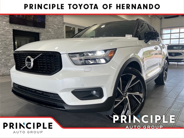 Volvo XC40 T5 R-Design AWD
