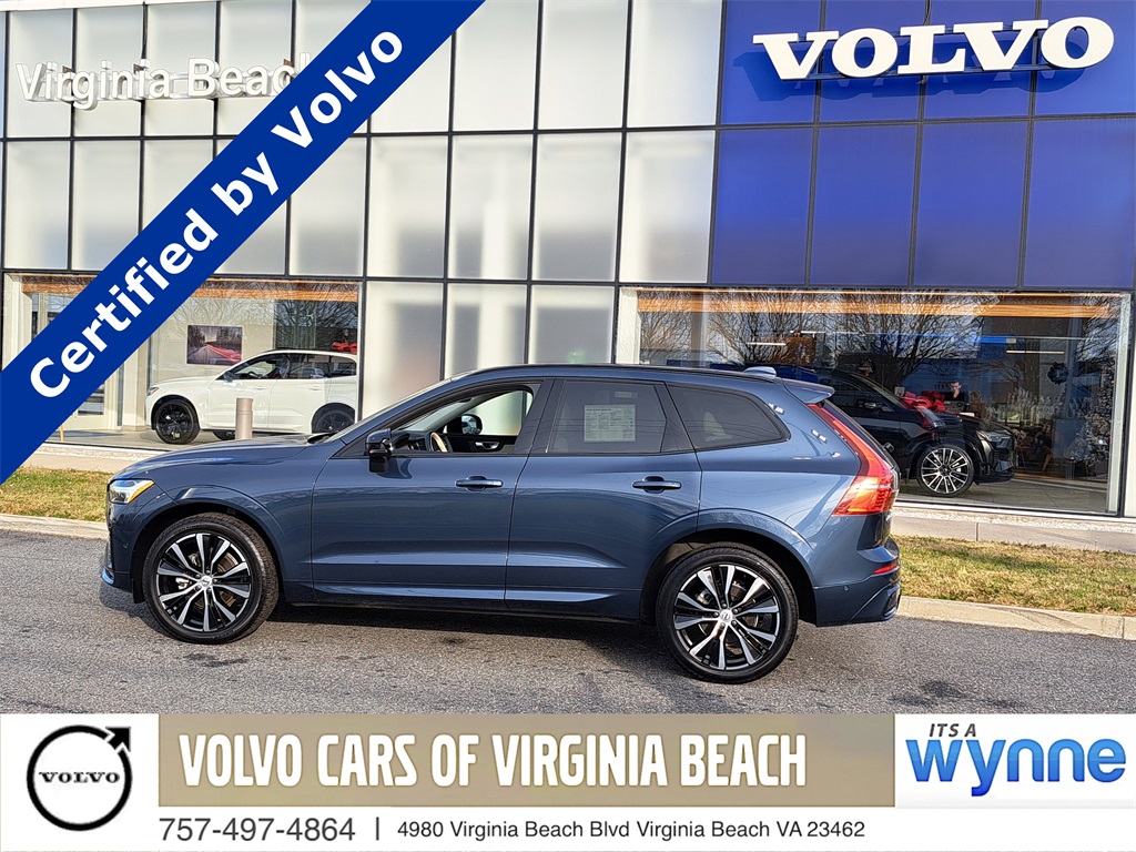 Volvo XC60 B5 Plus Dark Theme AWD