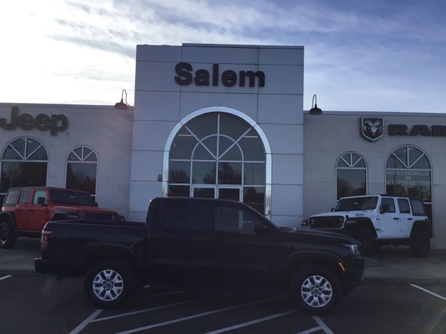 Nissan Frontier SV Crew Cab 4WD