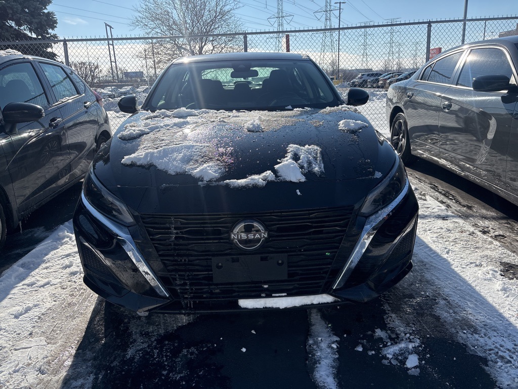 Nissan Altima 2.5 SV FWD