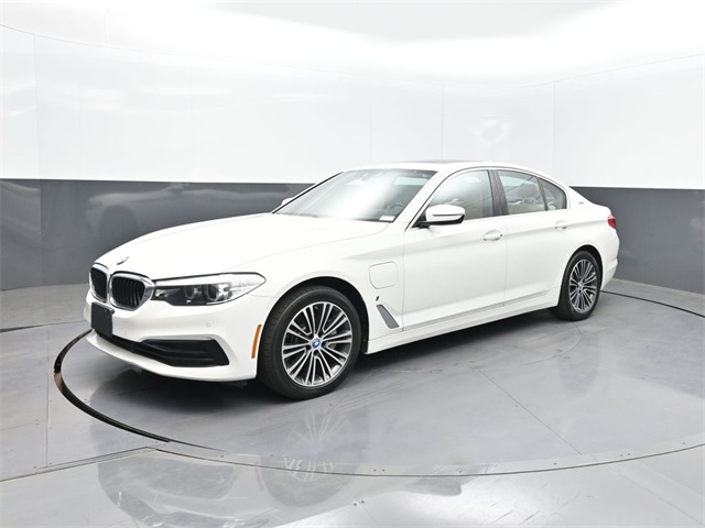 BMW 5 Series 530e xDrive iPerformance Sedan AWD