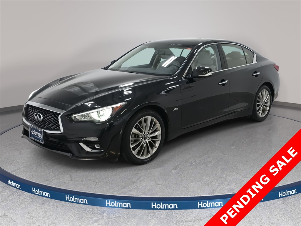 INFINITI Q50 3.0t Luxe AWD